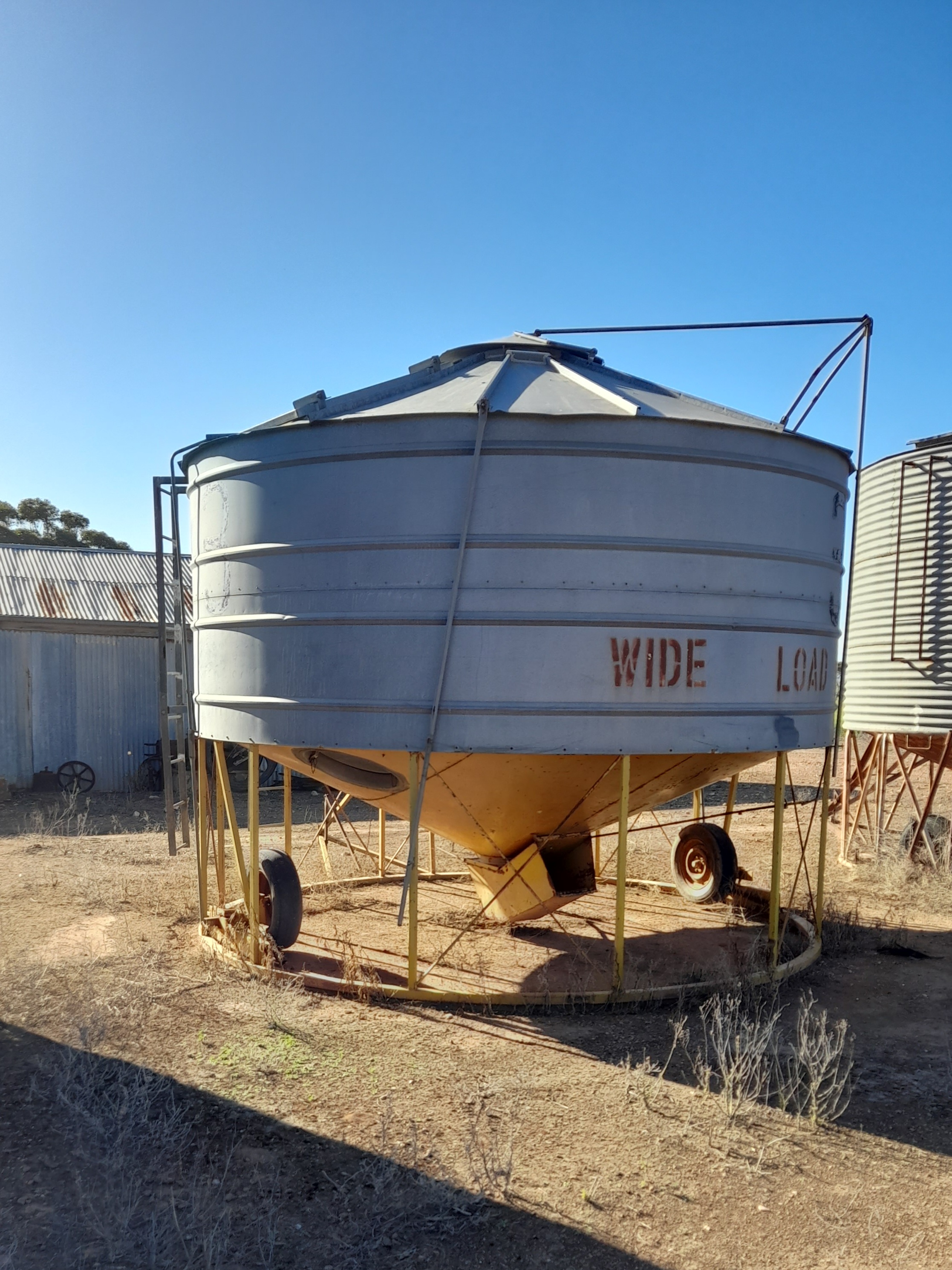 3 Field Bin Agcorp 300bag 20230923 081103